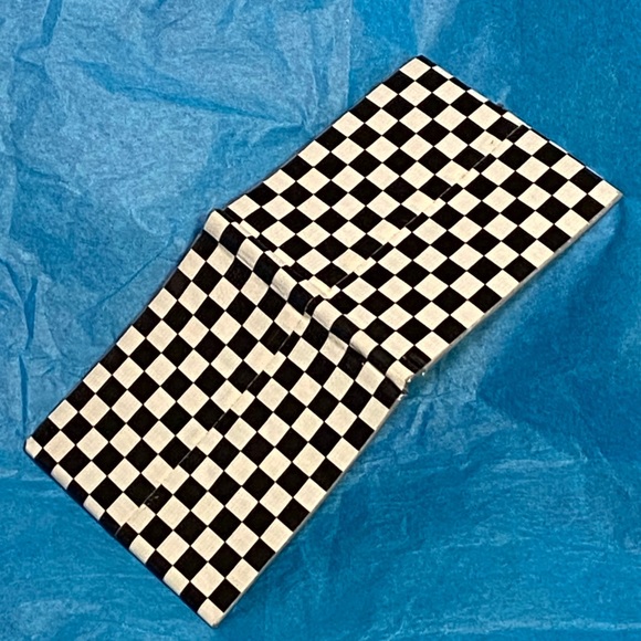 🟢5/$25  𝑯𝒂𝒏𝒅𝒎𝒂𝒅𝒆 Checkerboard Duct Tape Wallet - Picture 4 of 9